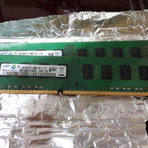 삼성 ddr3 램 4gb 2개 팝니다.