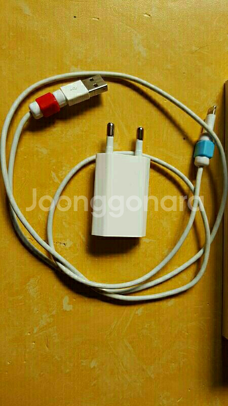 아이폰6S 플러스 64G 골드색상 팝니다--4