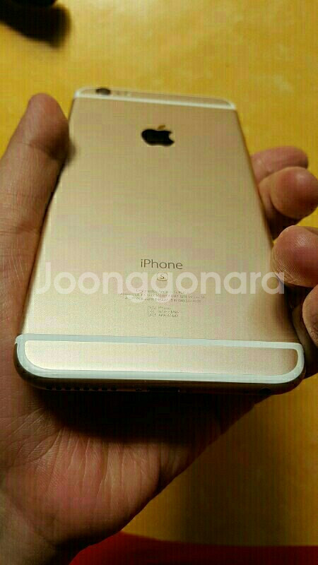 아이폰6S 플러스 64G 골드색상 팝니다--6