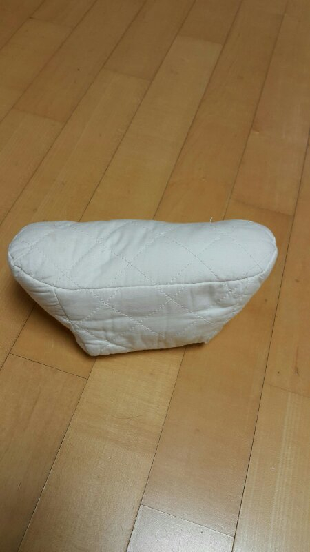 아기띠.힙시트.아기체육관.아기식탁 판매합니다.--1