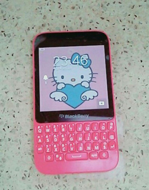 블랙베리 q5 핑크 택포11 상태좋음 <kt.sk--3