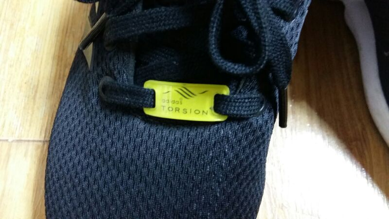 아디다스 ZX FLUX 이미지