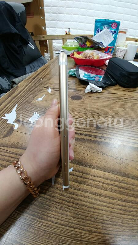 아이폰6s 64기가팔아요--5