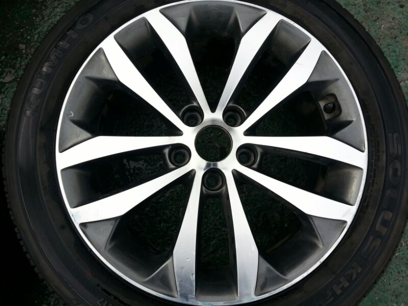 hg 17인치 휠 타이어 이미지