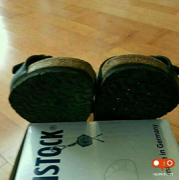 버켄스탁 샌들 이미지