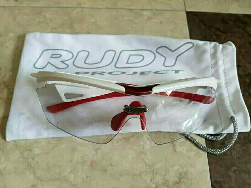 루디 변색고글 판매합니다 이미지