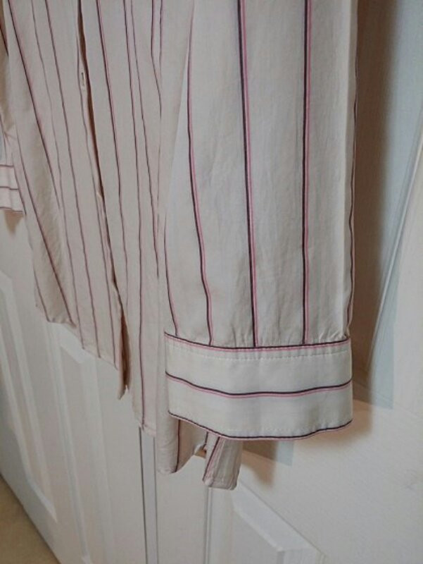 구호 KUHO 실크 혼방 스트라이프 칠부 블라우스--3