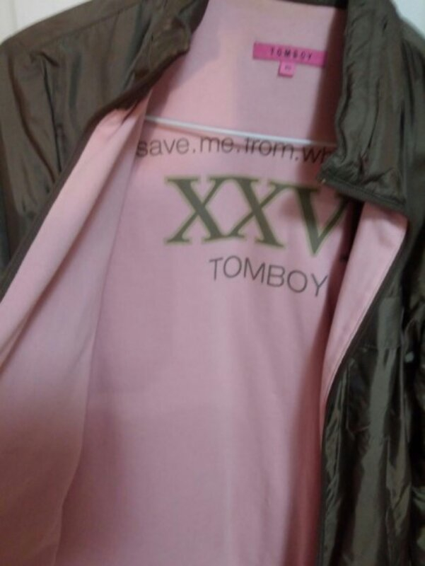 TOMBOY 카키 바람막이 점퍼 패딩 55사이즈--1