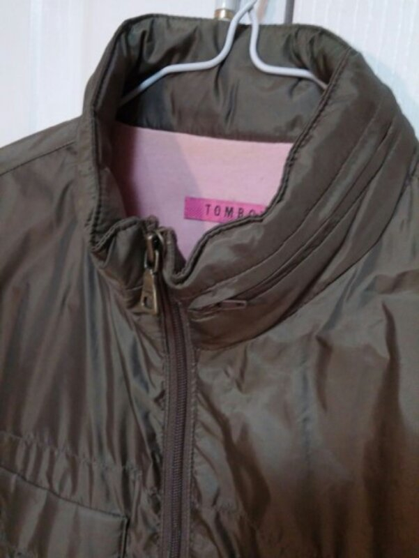 TOMBOY 카키 바람막이 점퍼 패딩 55사이즈--2