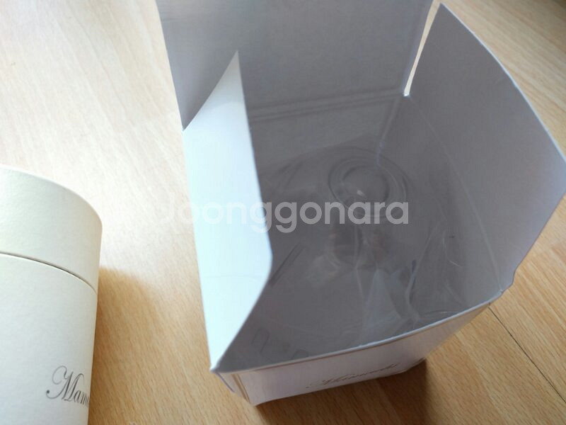 아기침대 5만원  , 범퍼 4장 3만원 , 모빌 --6