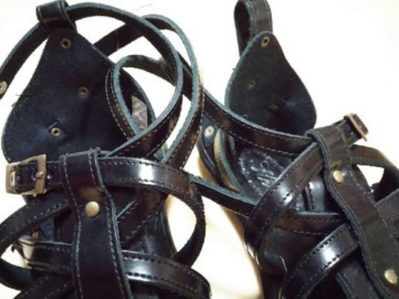 일본 블랙 가죽 글레이디에이터 샌들 235사이즈 이미지