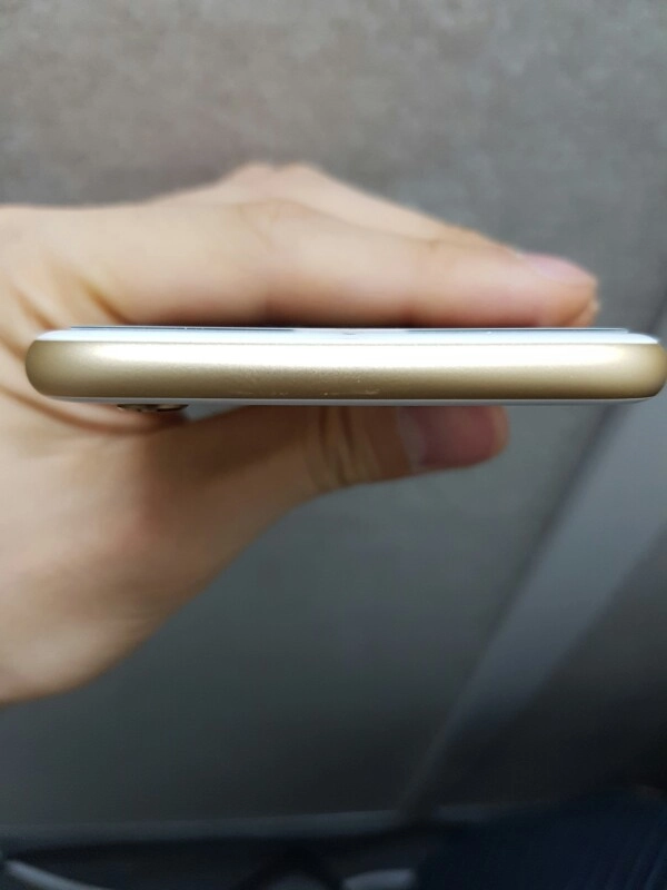 아이폰6s 64기가 골드 이미지