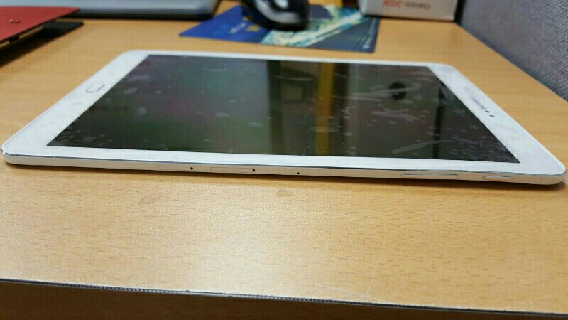 탭s2 9.7 33만 직거래--3