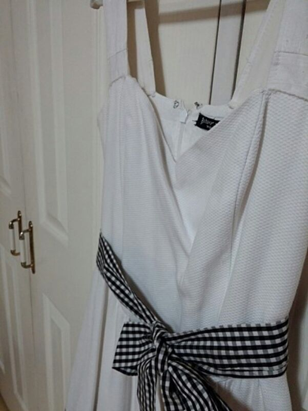 벳시존슨 화이트 자카드 원피스 이미지