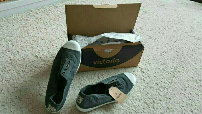 빅토리아 스니커즈 36사이즈--1