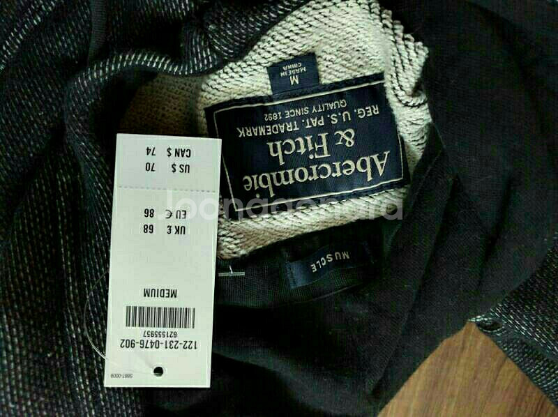 아베크롬비 남성 블랙 후드 풀오버 태그미탈착 신상--0