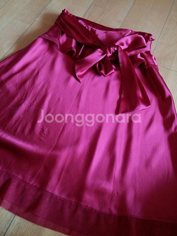 마크제이콥스 로즈 리본 실크스커트--0