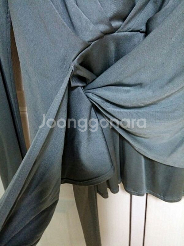 영국 ISSA LONDON 인디고블루 저지 티셔츠--3