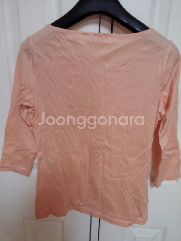 리즈 클레이본 살구색 보트넥 티셔츠--3