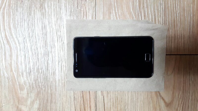 skt 갤럭시S2 블랙 3만원에 팝니다.--1