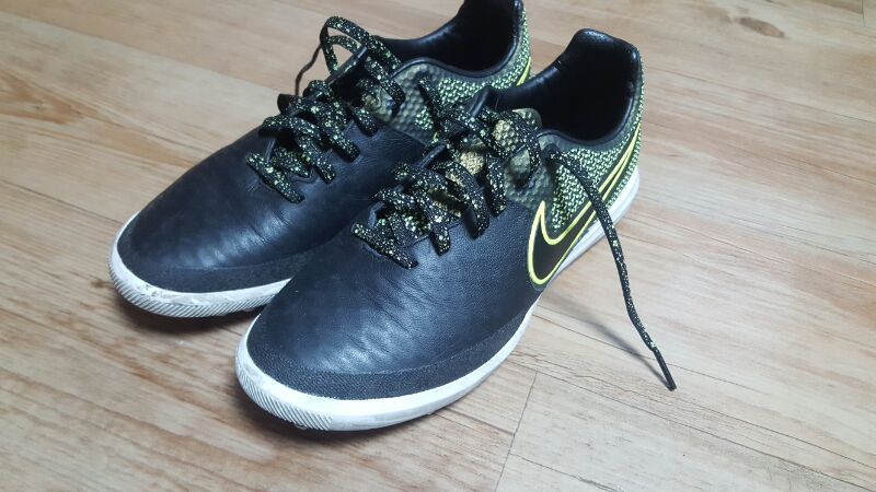 나이키축구화 이미지