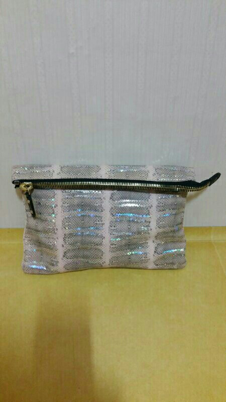 브레라 가방입니다! 이미지