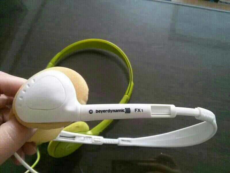 베이어다이나믹 소형헤드폰 그린/화이트 판매 이미지