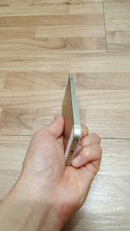 아이폰5s 골드--2