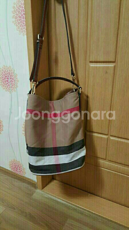 버버리 호보백--4