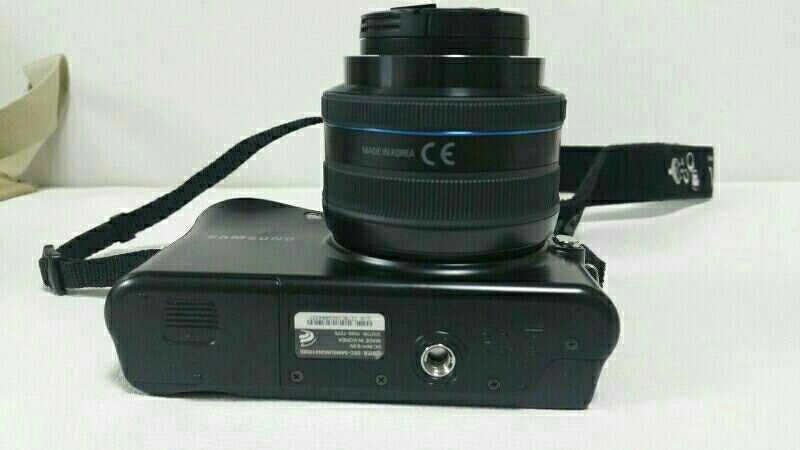 삼성 NX100 미러리스 카메라 이미지