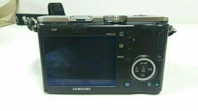 삼성 NX100 미러리스 카메라 이미지