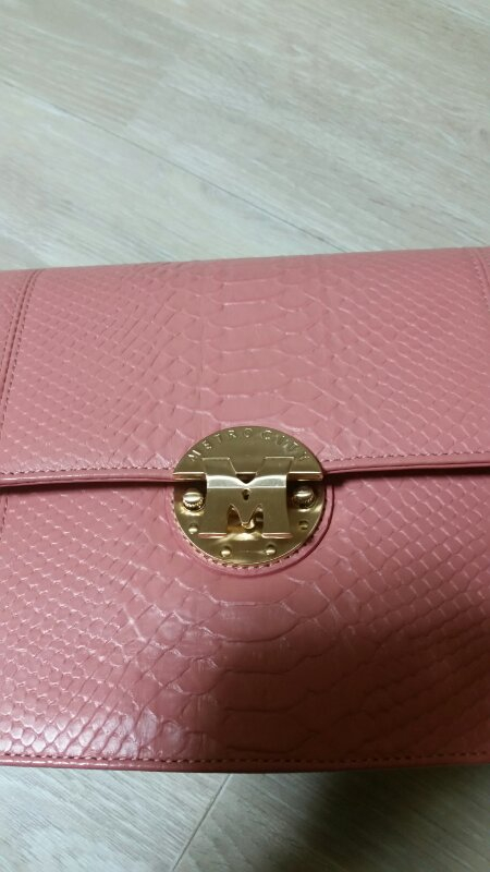 메트로시티숄더택포10만원--3