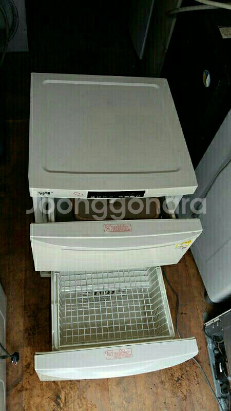 딤채김치냉장고 2단 서랍식 110리터 (서울 수도--1
