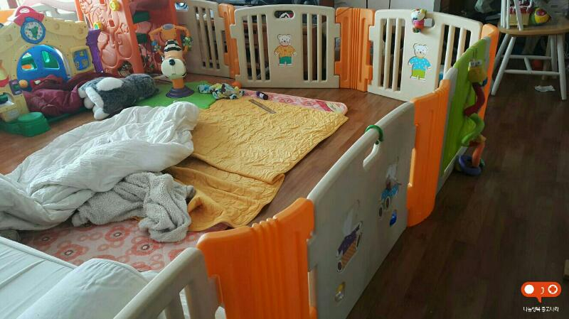 아기 울타리 이미지