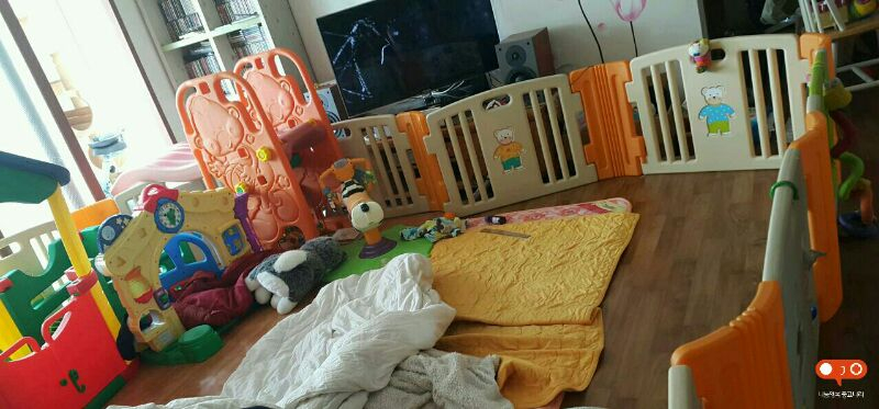 아기 울타리 이미지