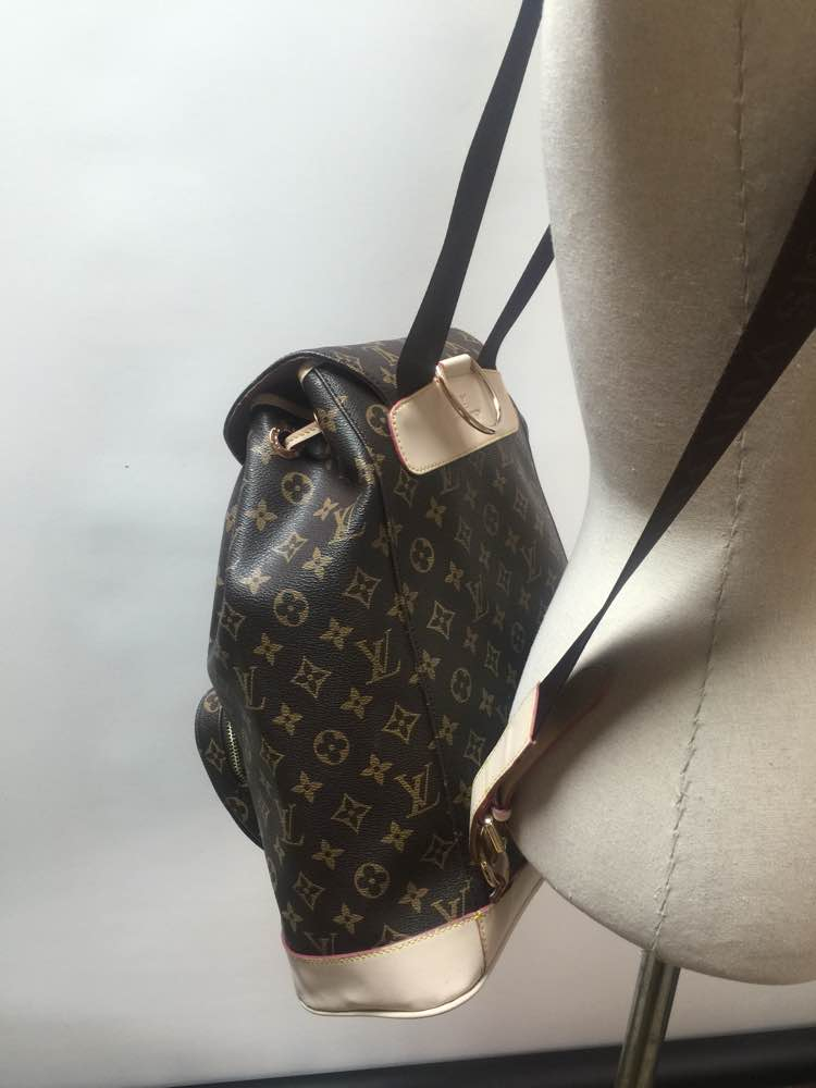 43. 루이비통 몽수리 백팩 거의새상품--4