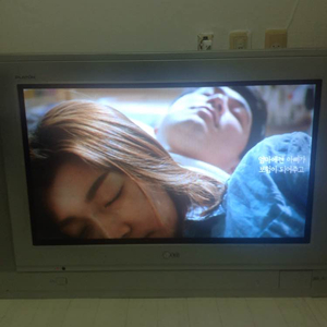 완전평면 와이드 HD 브라운관 TV
