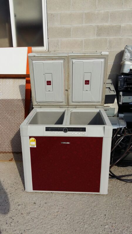 삼성김치냉장고 180리터 (서울 수도권 무료배송및--1