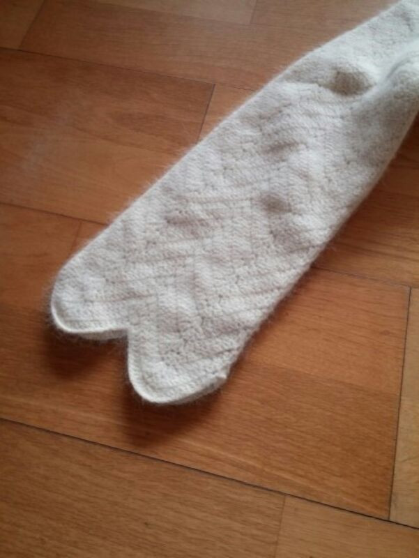 수입 BLOUSON 화이트 앙고라 나팔소매 보석장 이미지