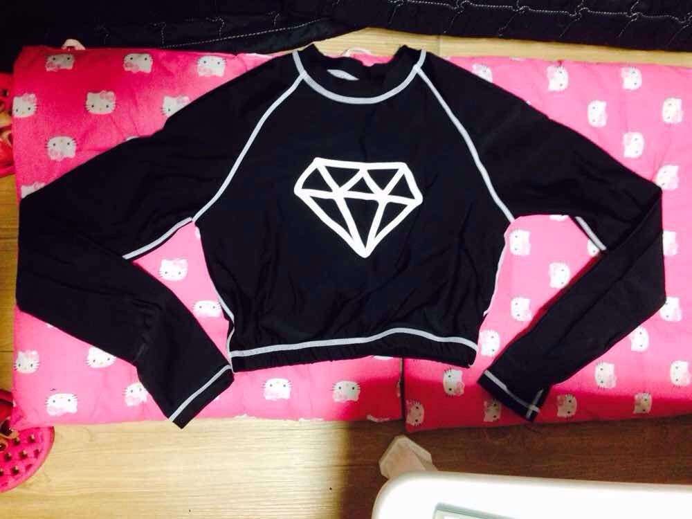 블랙래쉬가드 상의 1번 착용 이미지