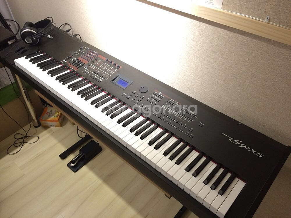 야마하 S90XS 판매합니다.(새것 같아요!)--3