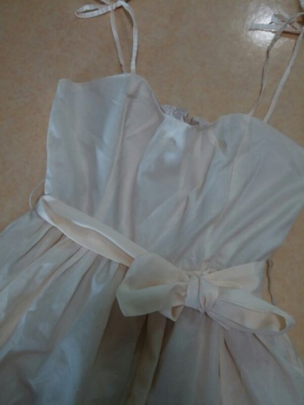 일본에서 사온 아이보리 버블 뷔스티에 이미지