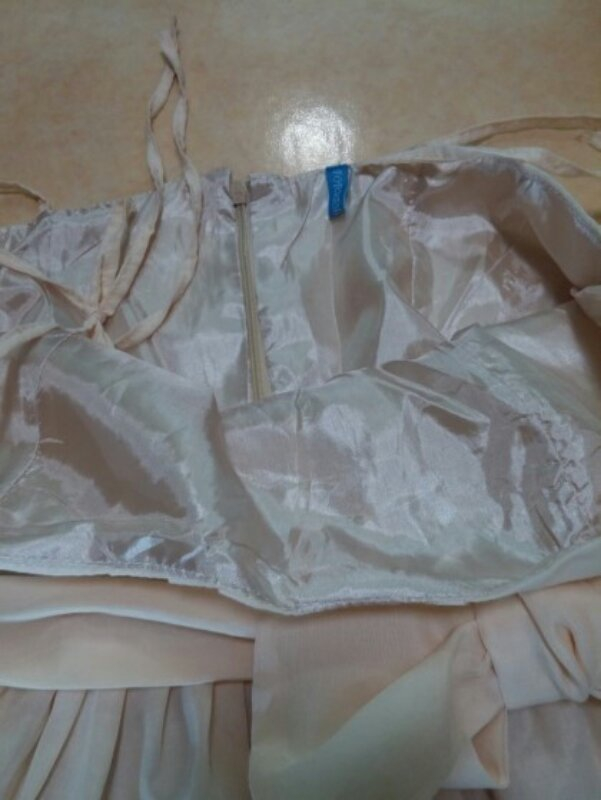 일본에서 사온 아이보리 버블 뷔스티에 이미지