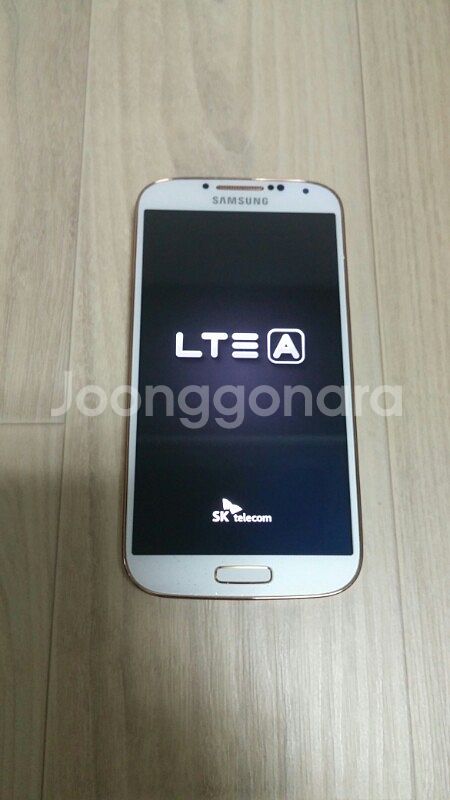 SKT 갤럭시 S4 LTE-A 화이트(가죽느낌 후--0