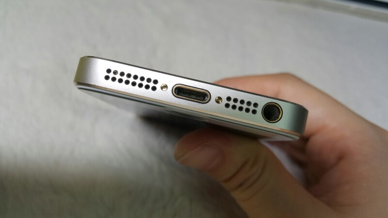 아이폰5S 골드 32기가 AAA급 팝니다.--4