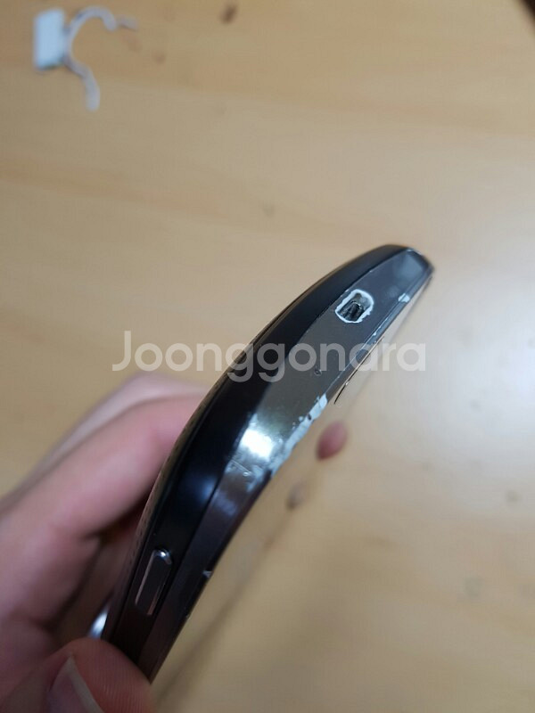 갤럭시줌2 블랙 B급 공기계 판매합니다~~--2