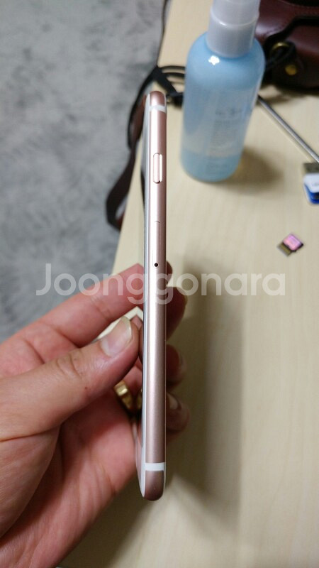 아이폰6s 로즈골드 64gb 정상해지폰 팝니다--6