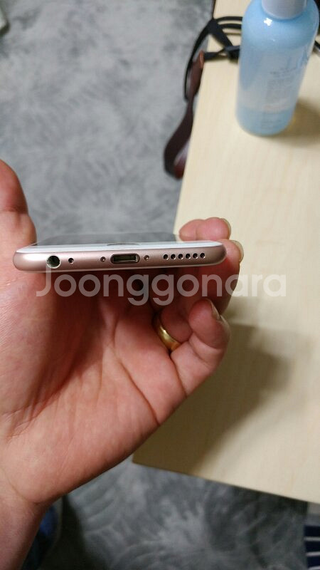 아이폰6s 로즈골드 64gb 정상해지폰 팝니다--8