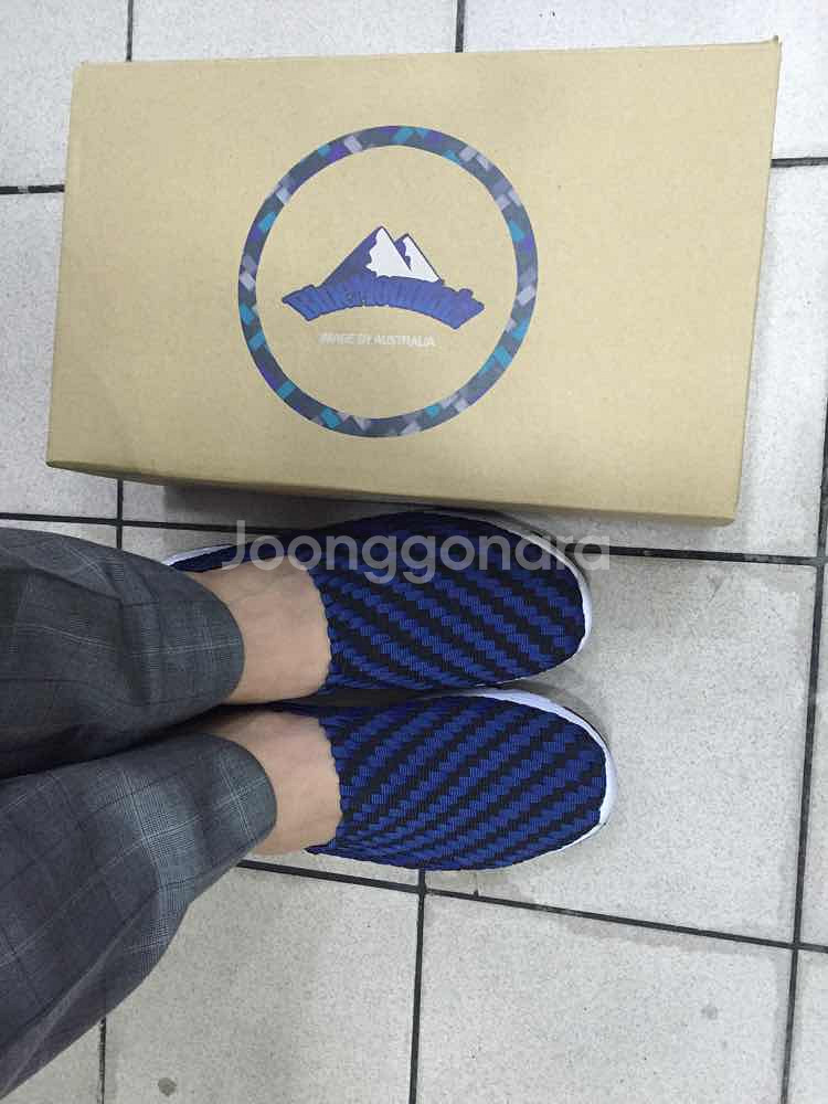 블루마운틴 우븐슈즈 255팔아용--0