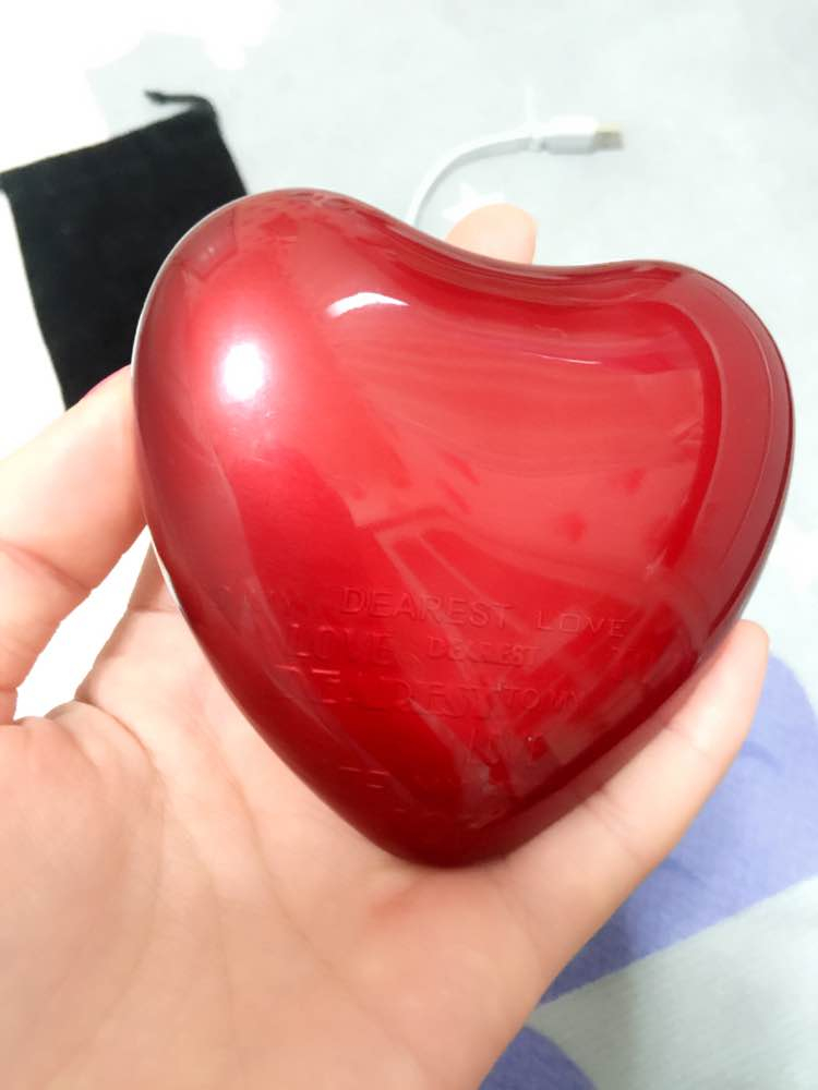 루리 충전식 하트손난로/스마트폰충전가능--1